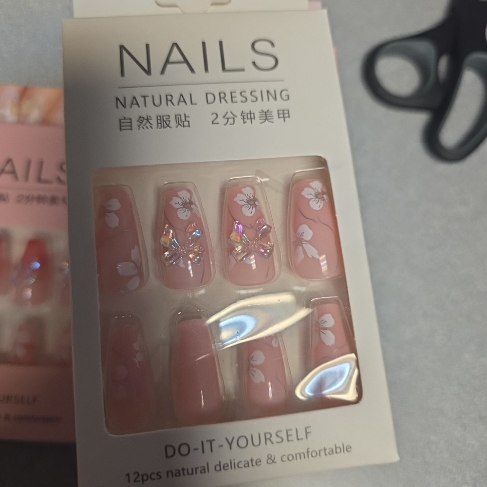 Natural Dressing Pink Nail Set